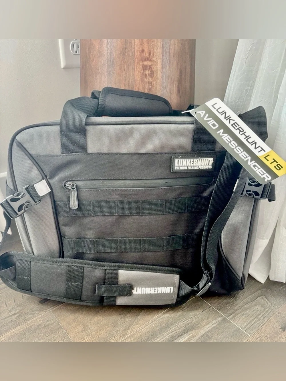 Lunkerhunt LTS AVJD Messenger Bag,tackle storage & tray fishing,water resistant